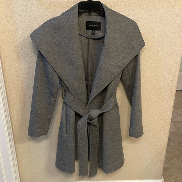 Banana Republic Factory Jackets & Blazers - Banana Republic Coat
